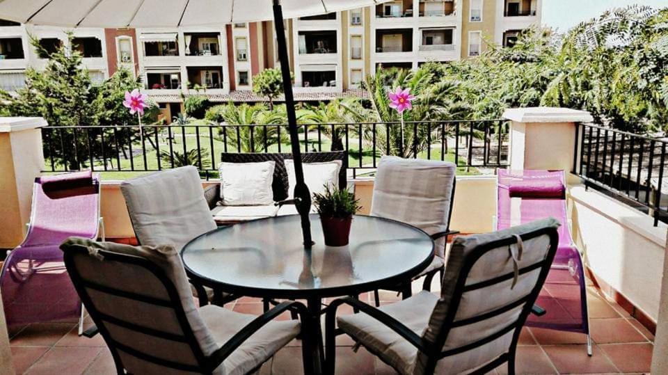 Bonito Apartamento En Primera Linea De Playa Исла-Канела Экстерьер фото